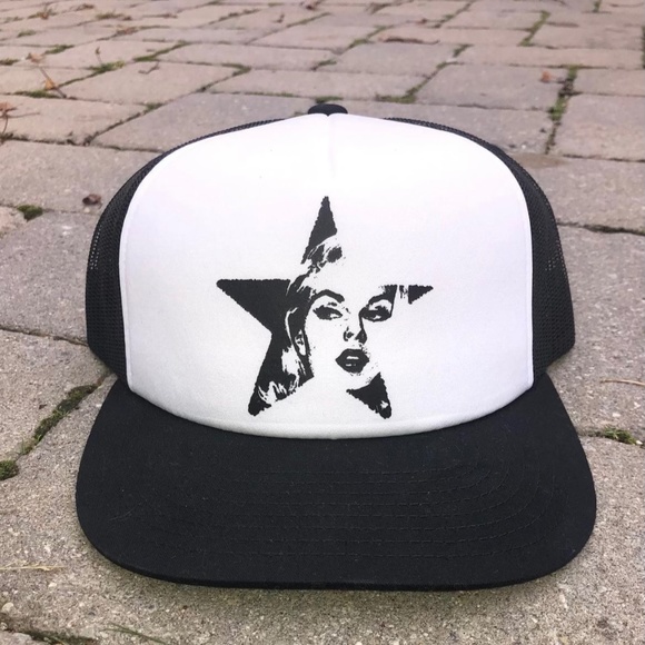 ILL EFFECT Accessories - STARGRL trucker hat